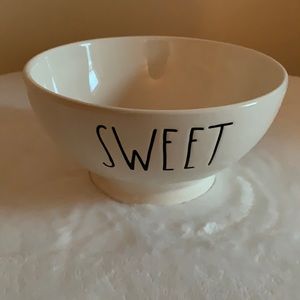 Brand New Rae Dunn Sweet Bowl